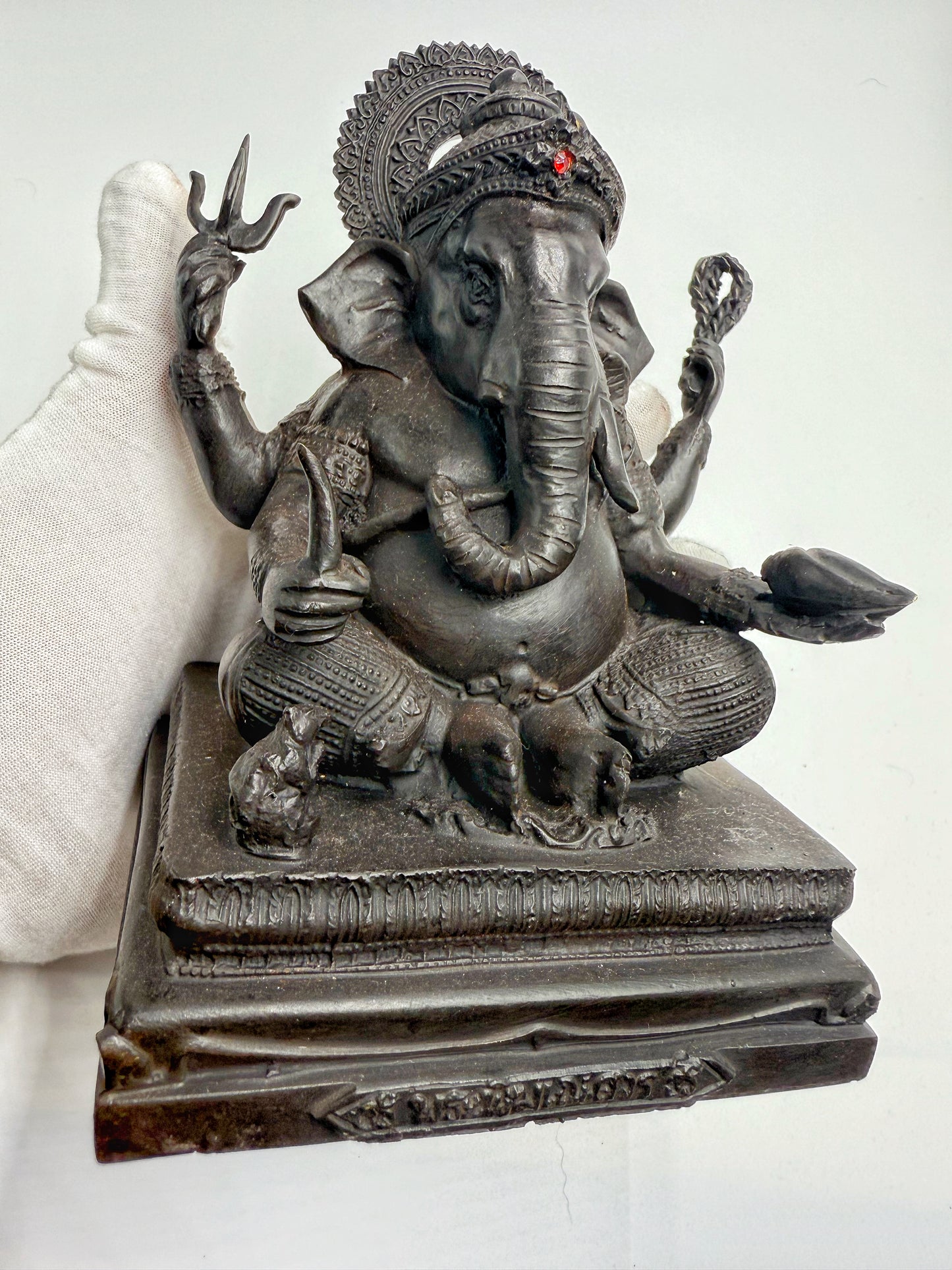 龍婆Key 2549 象神供奉型 （黑）中尺寸