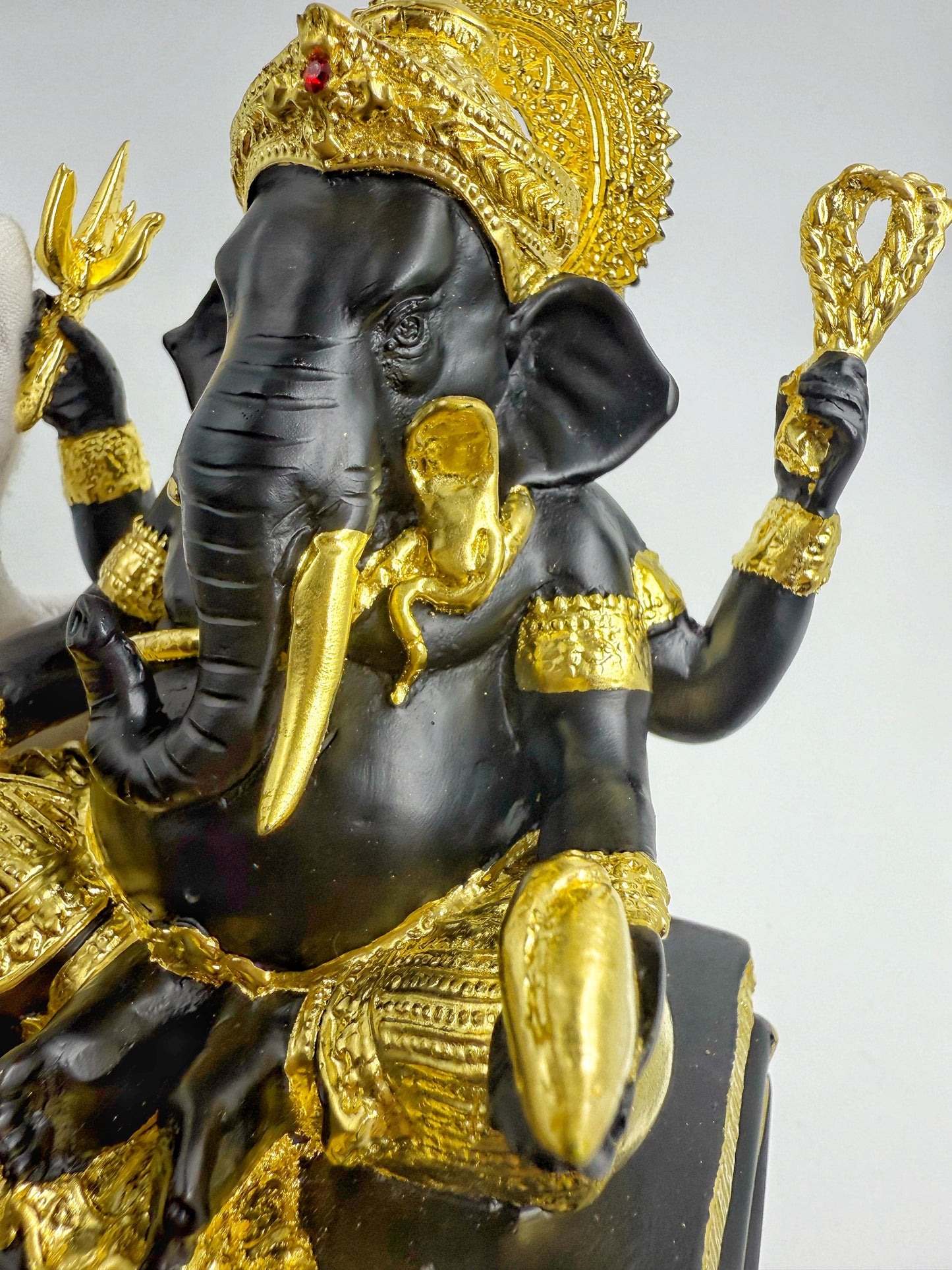 龍婆Key 2549 象神供奉型 （黑金色）中尺寸