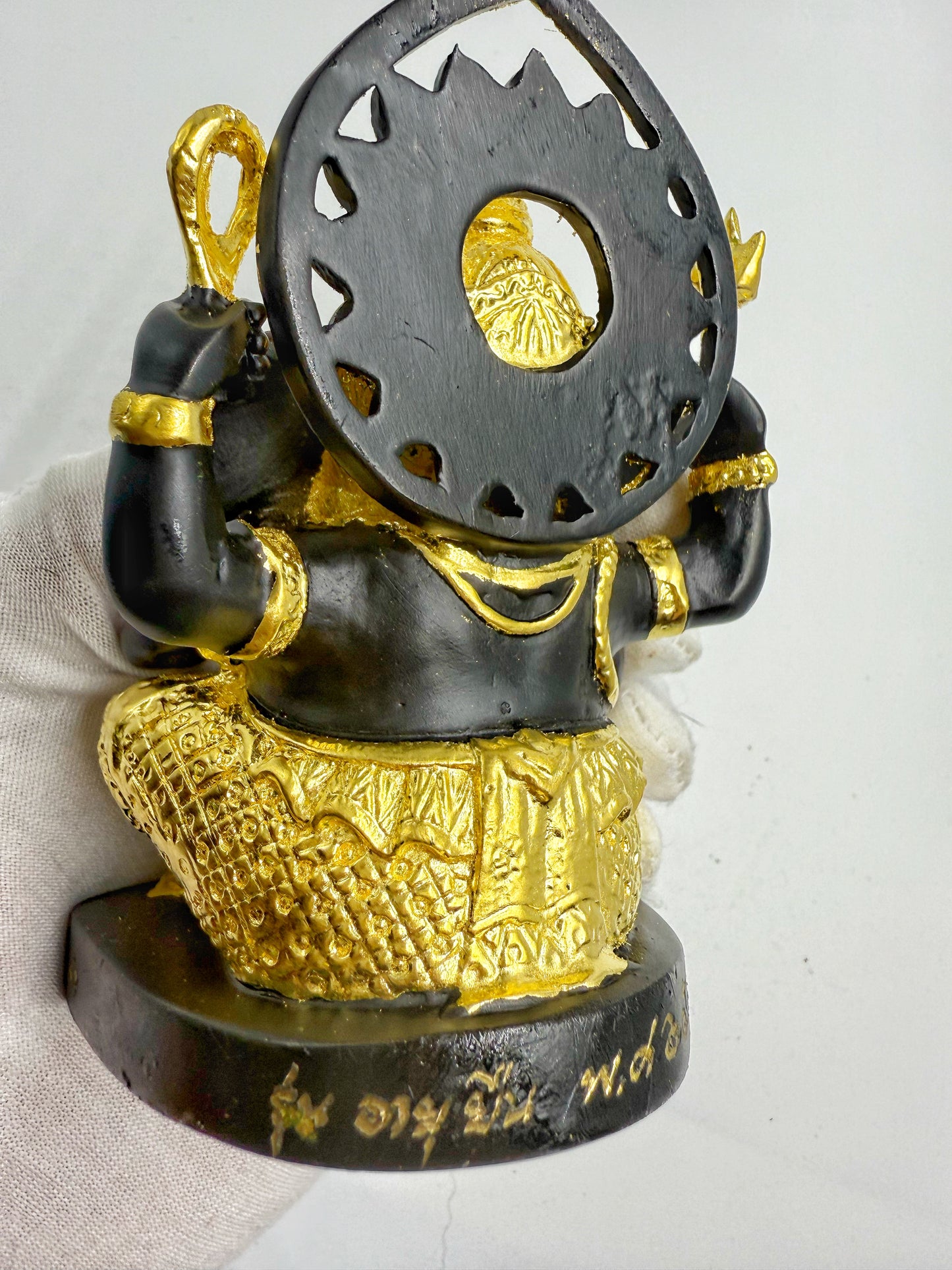 龍婆Key 2556 象神小供奉型 （黑金色）