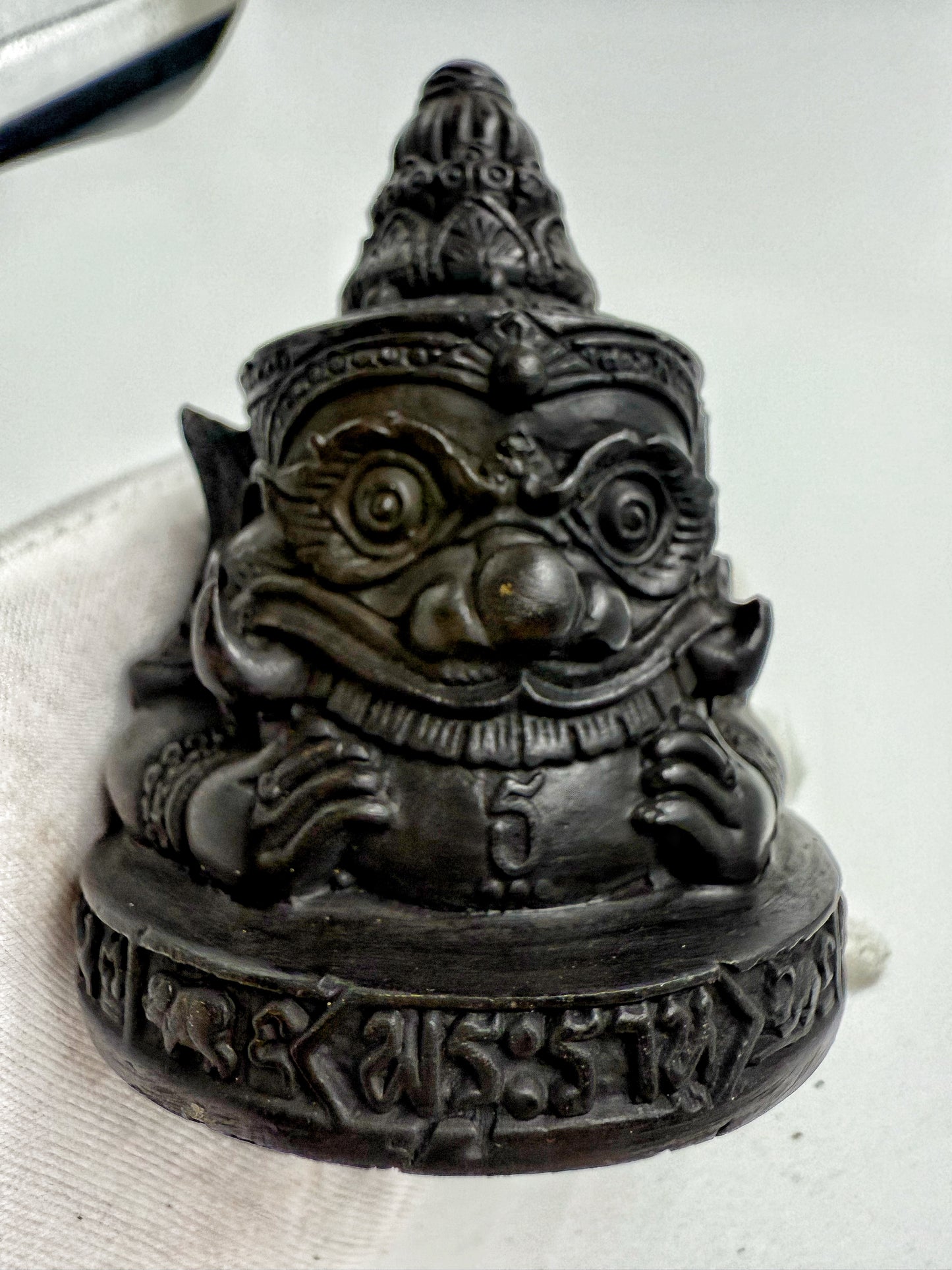 龍婆Rod   － 拉胡天神供奉型