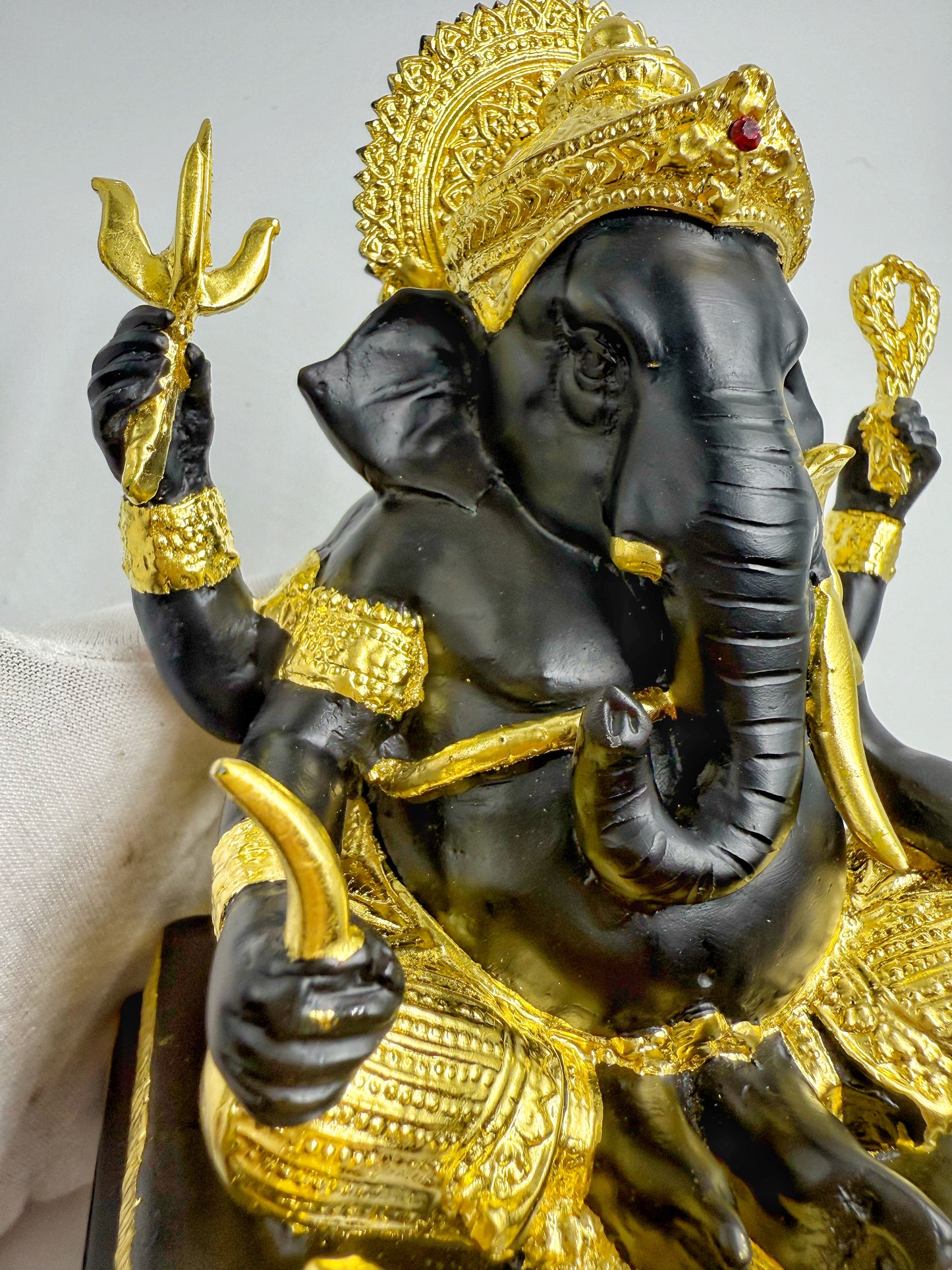 龍婆Key 2549 象神供奉型 （黑金色）中尺寸