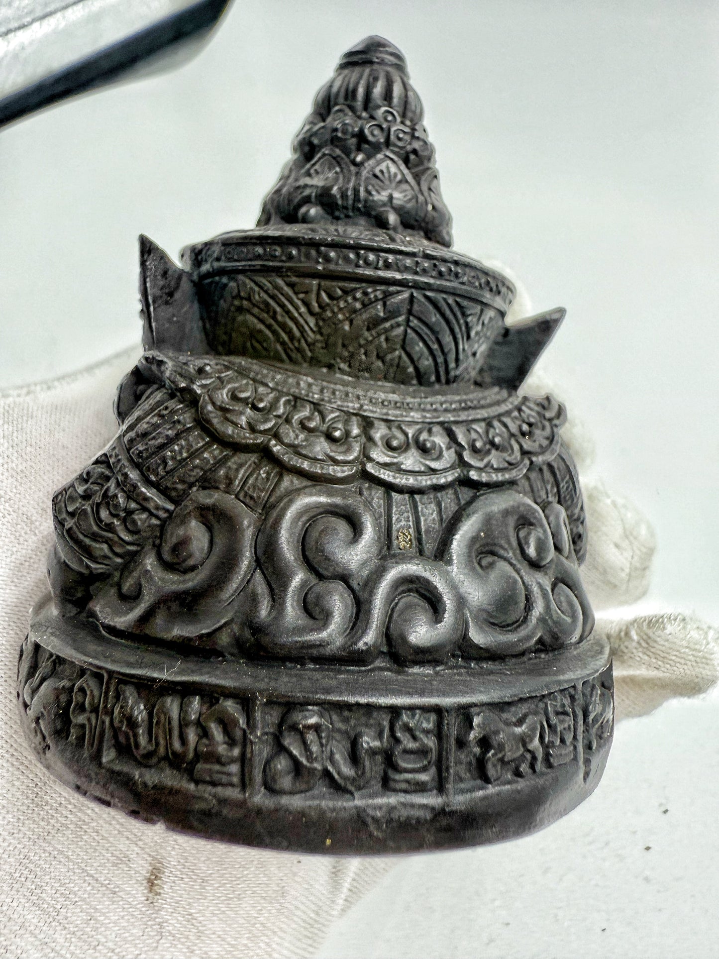 龍婆Rod   － 拉胡天神供奉型